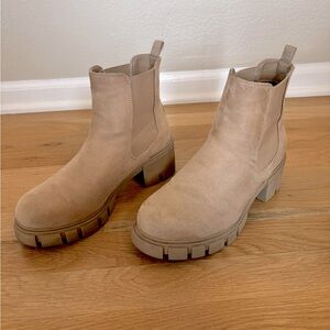 Chelsea Style Boot in Sand Color